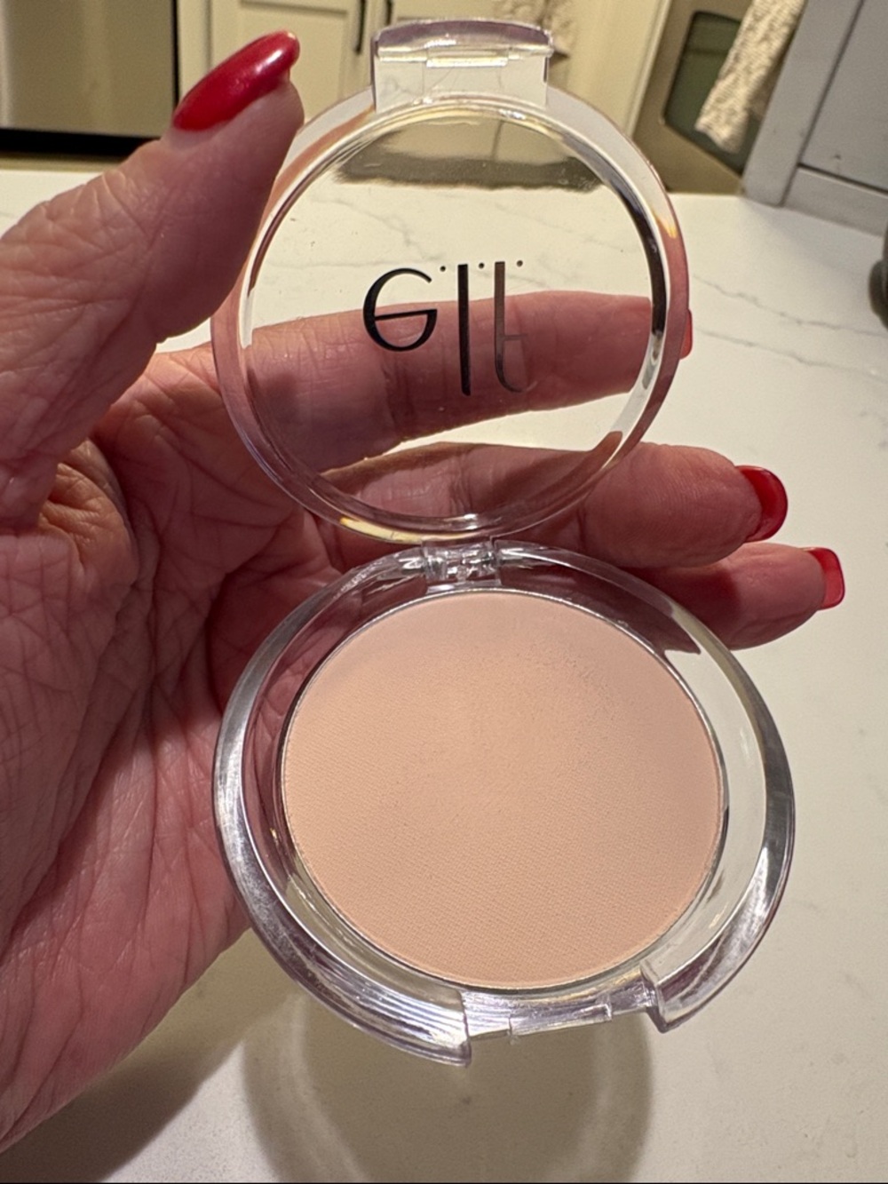 e.l.f. Pressed Setting Powder - Light Pink Finish - Picture 4 of 6
